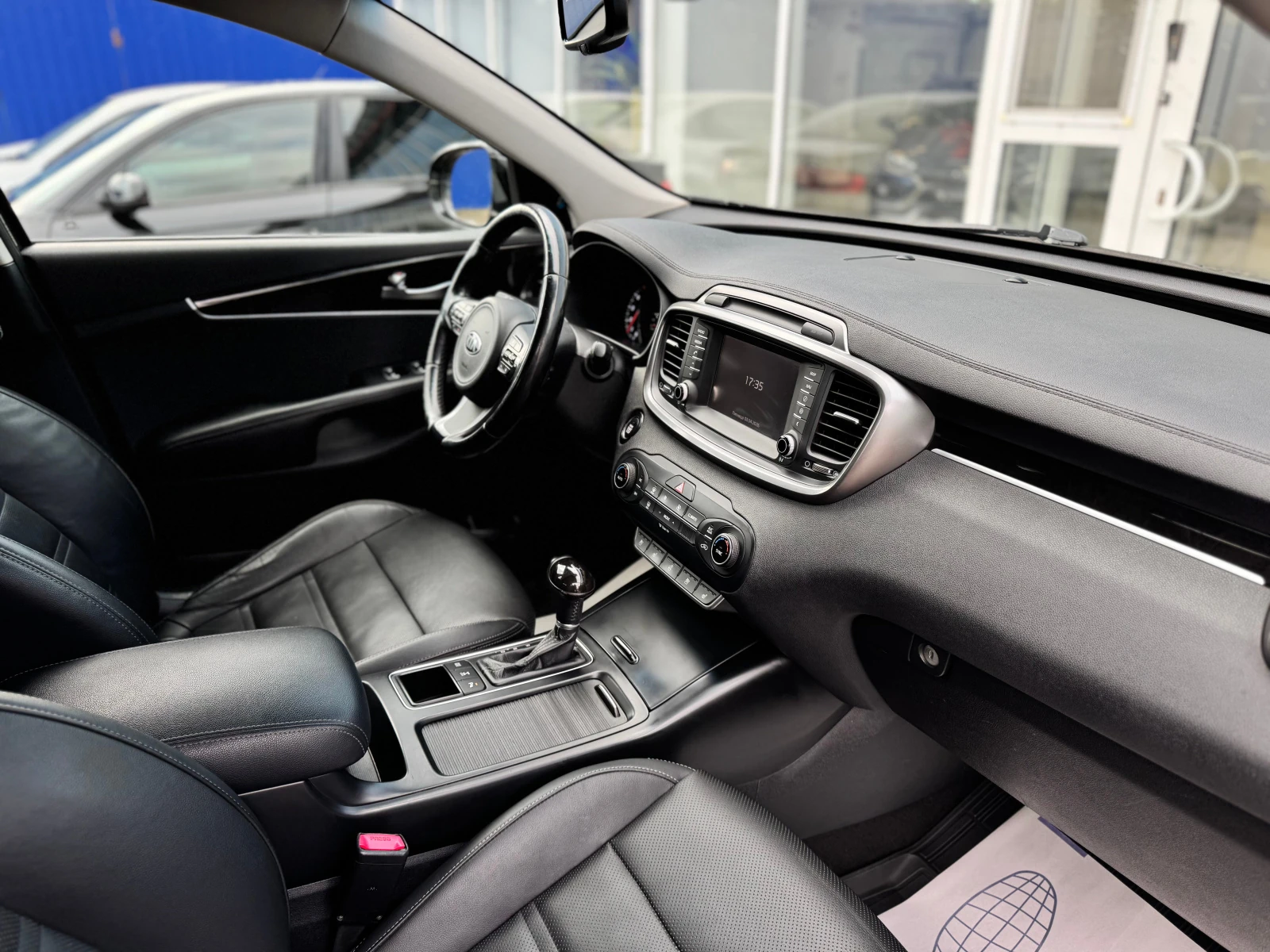 Kia Sorento, 2016г, полный привод, автомат