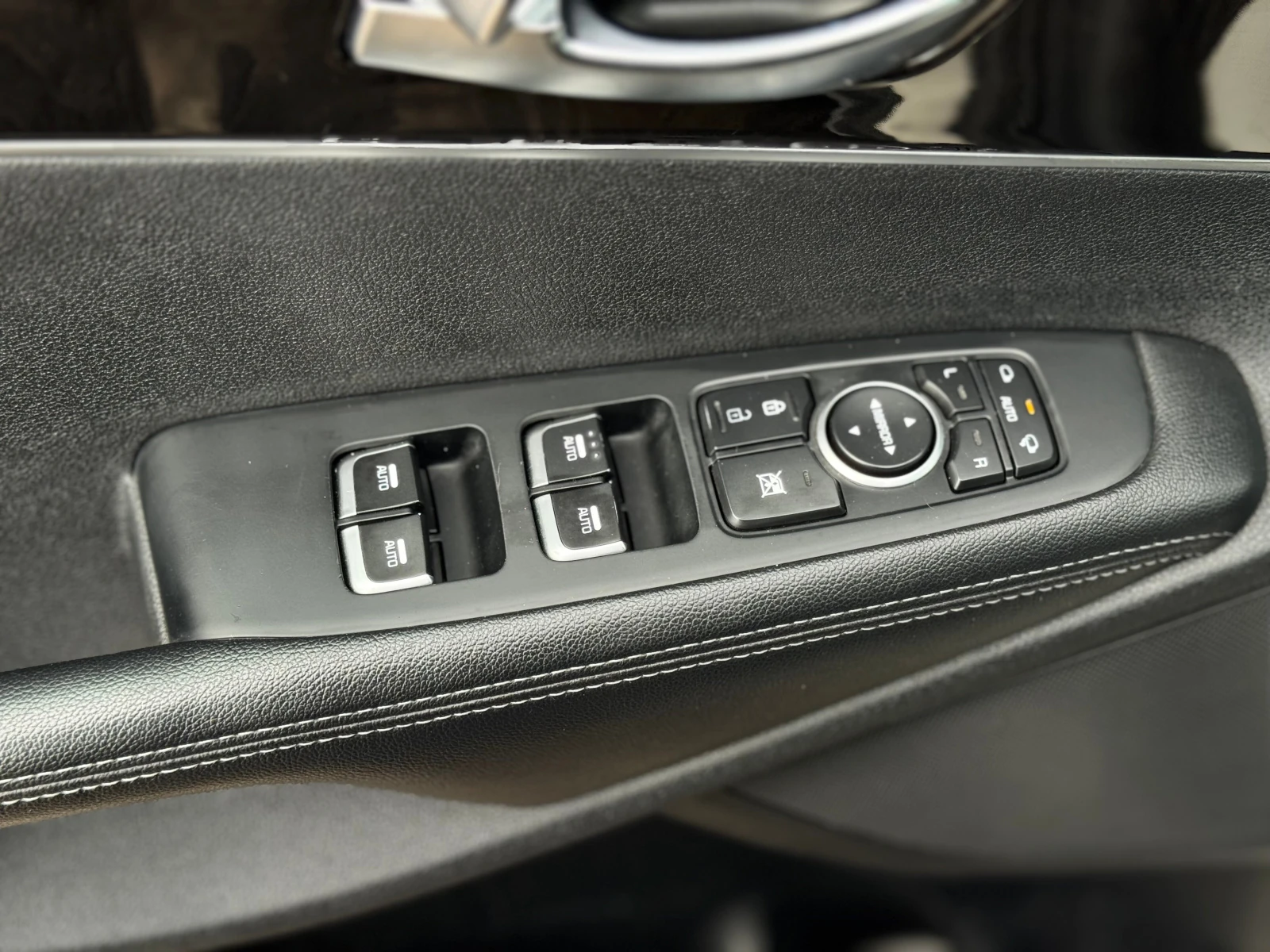 Kia Sorento, 2016г, полный привод, автомат