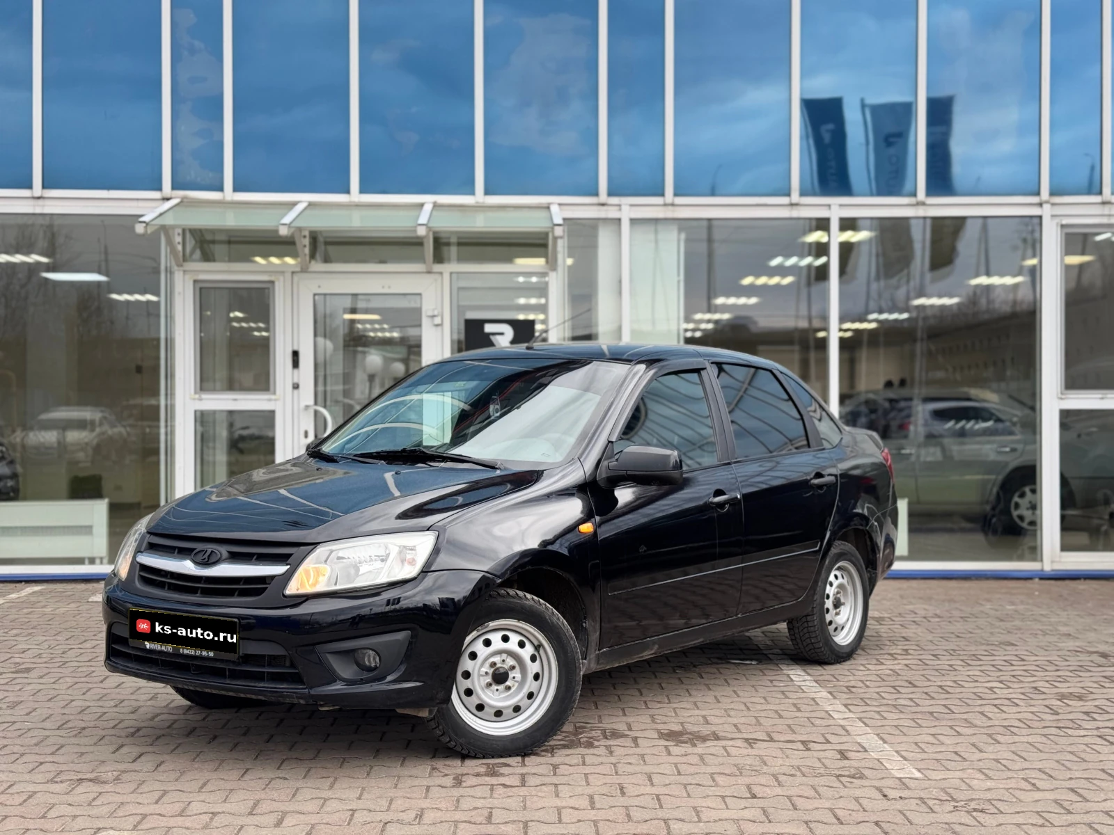 Lada (ВАЗ) Granta, 2013г., передний привод, автомат