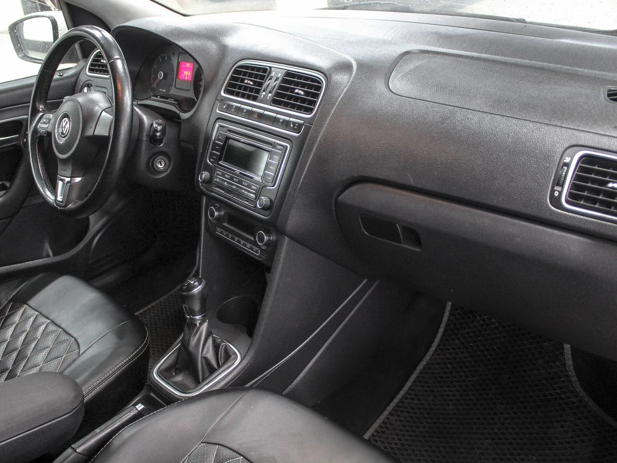 Volkswagen Polo, 2013г, передний привод, механика