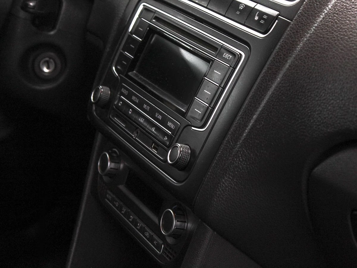 Volkswagen Polo, 2013г, передний привод, механика