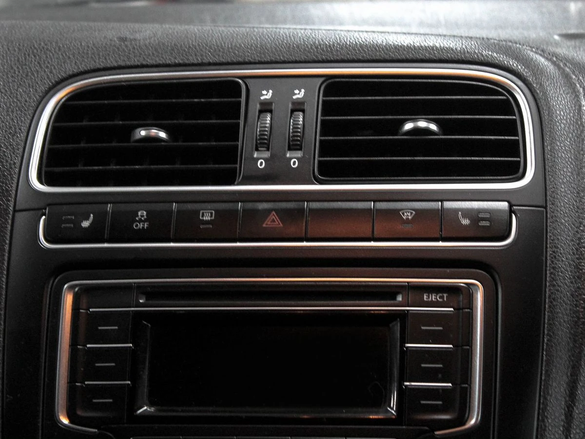 Volkswagen Polo, 2013г, передний привод, механика