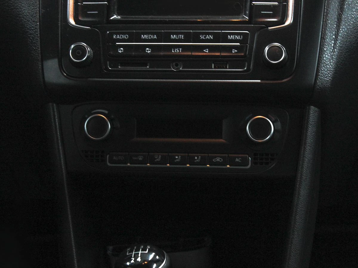 Volkswagen Polo, 2013г, передний привод, механика