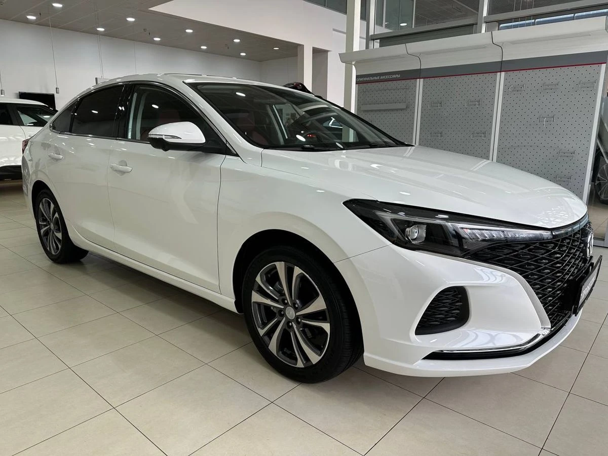 Changan Eado Plus, 2023г, передний привод, робот