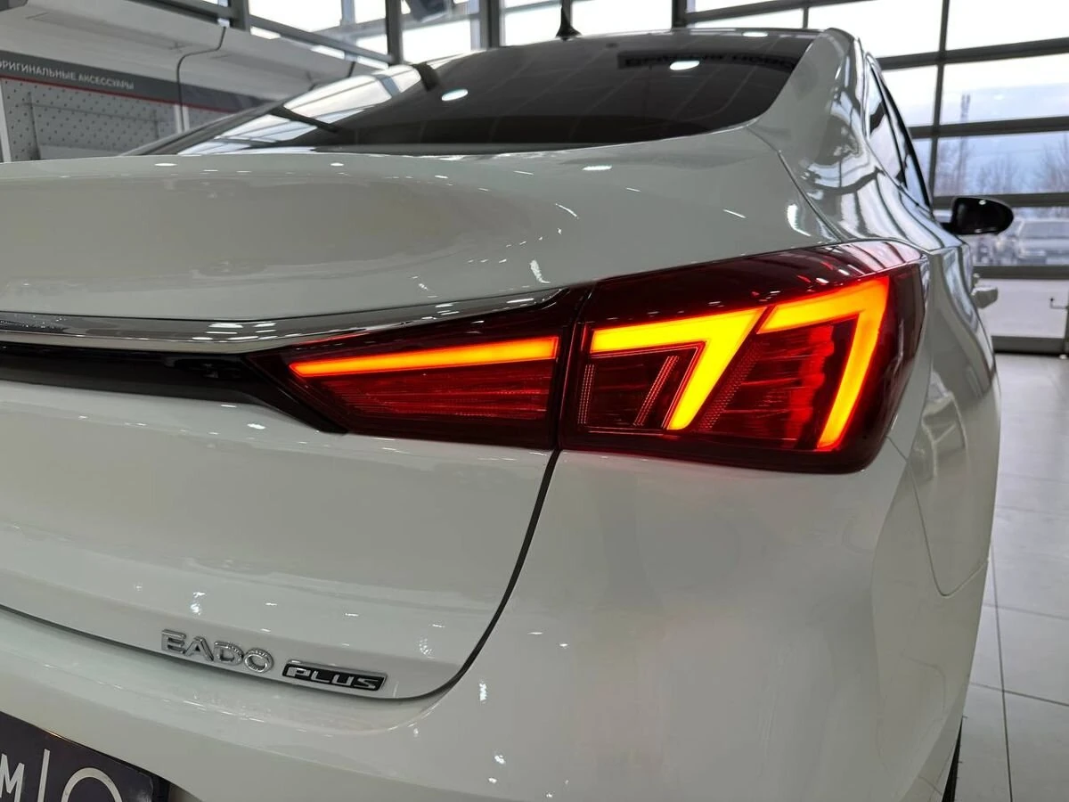 Changan Eado Plus, 2023г, передний привод, робот