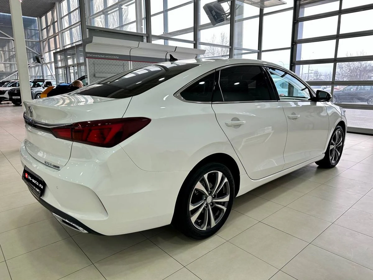 Changan Eado Plus, 2023г, передний привод, робот