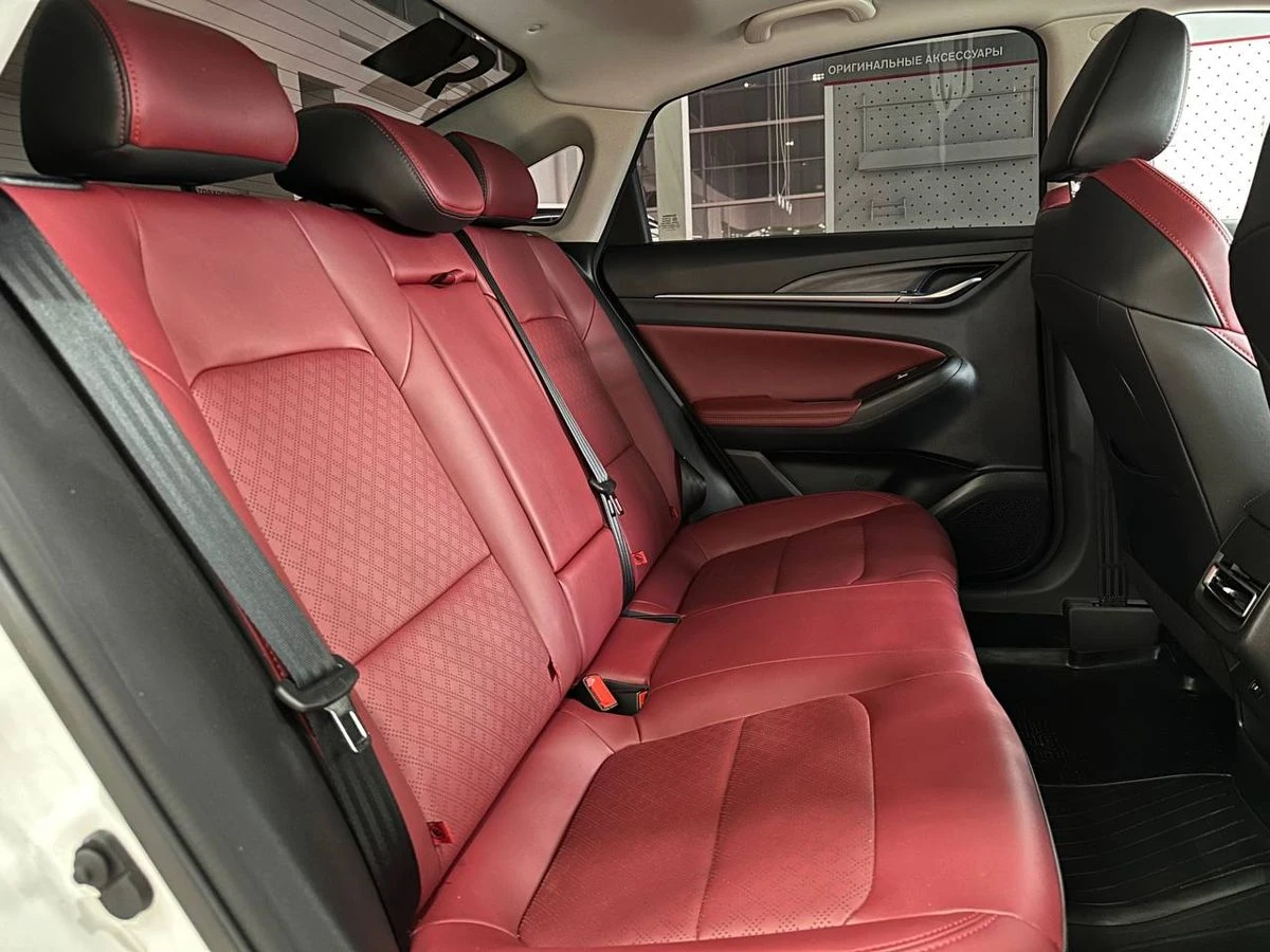 Changan Eado Plus, 2023г, передний привод, робот