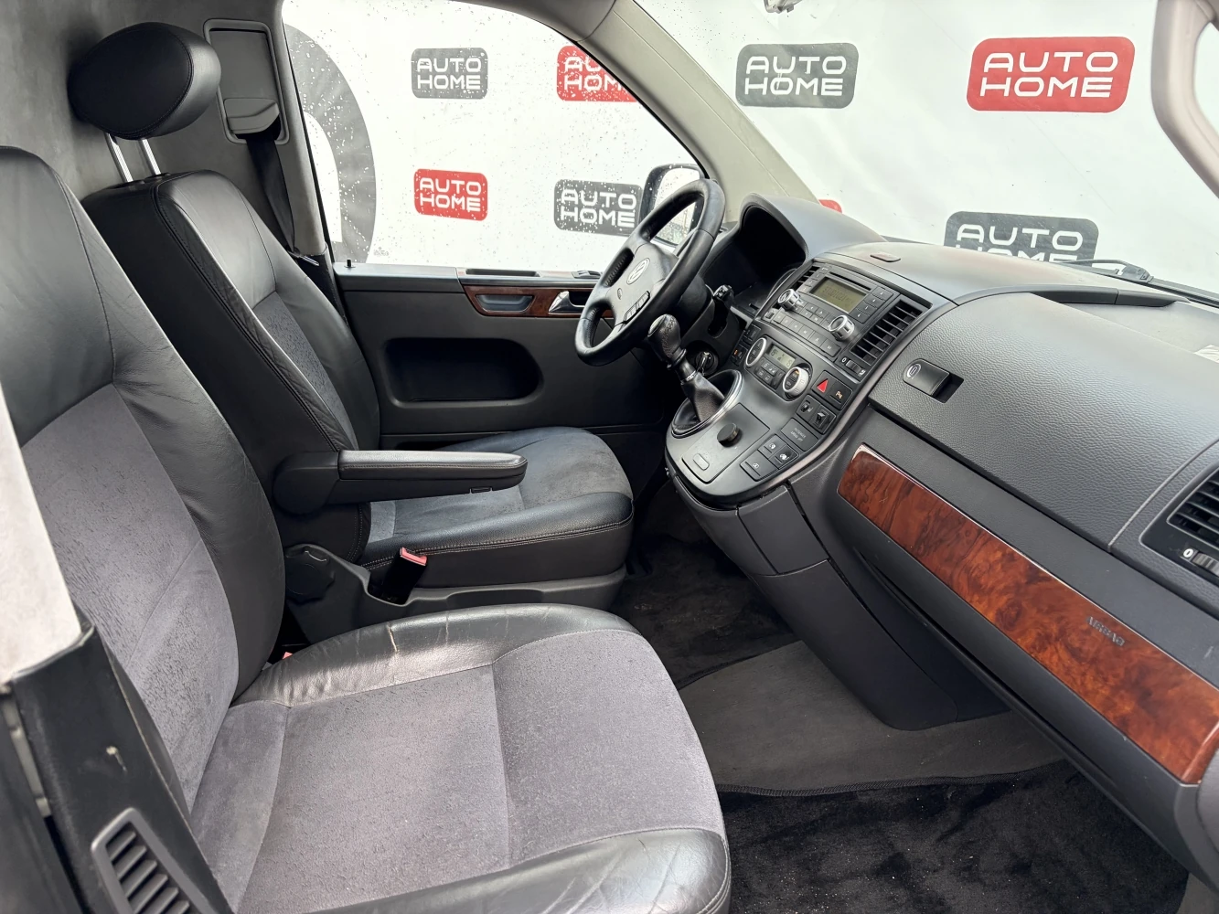 Volkswagen Multivan, 2007г, передний привод, механика