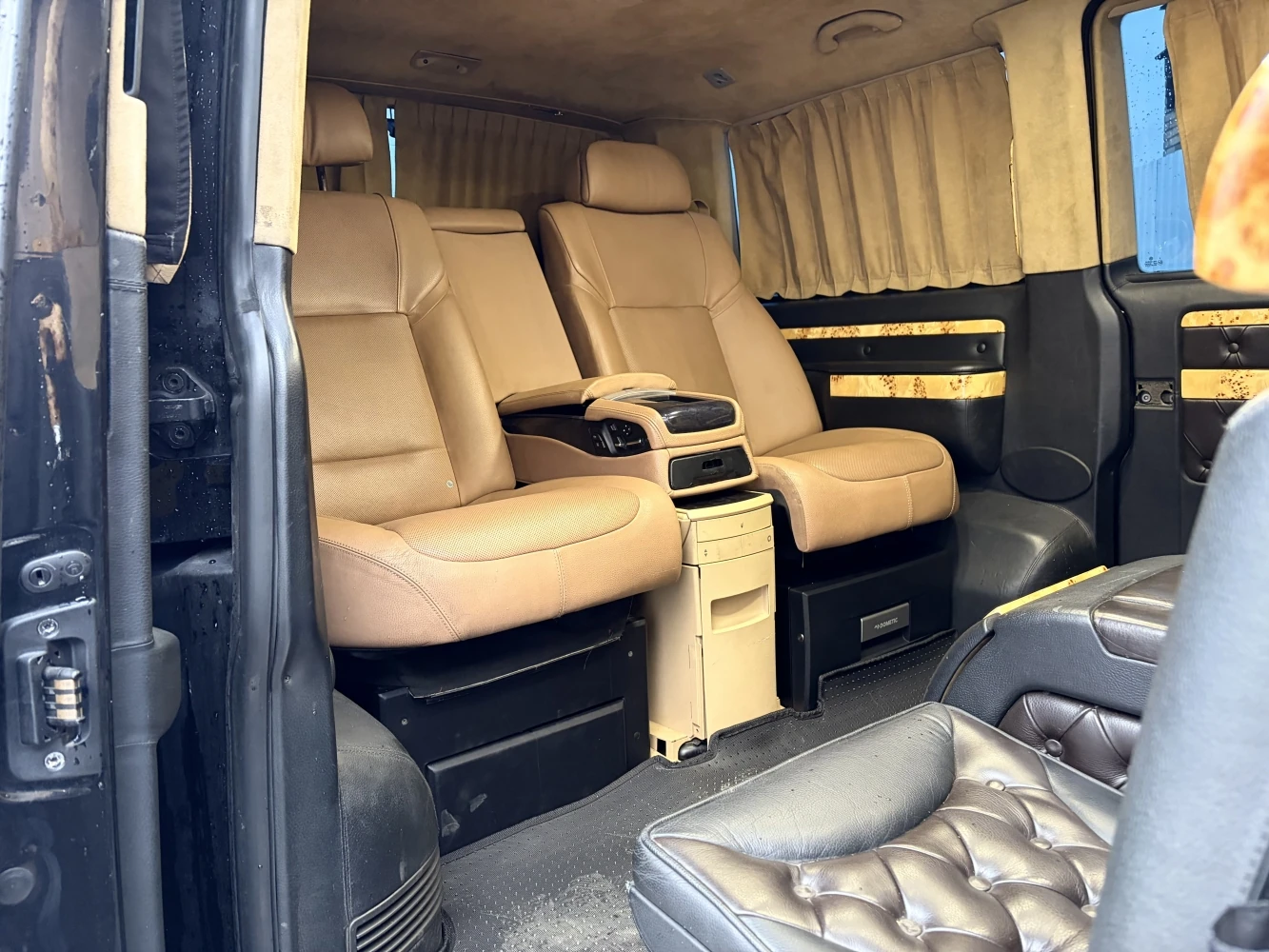 Volkswagen Multivan, 2007г, передний привод, механика