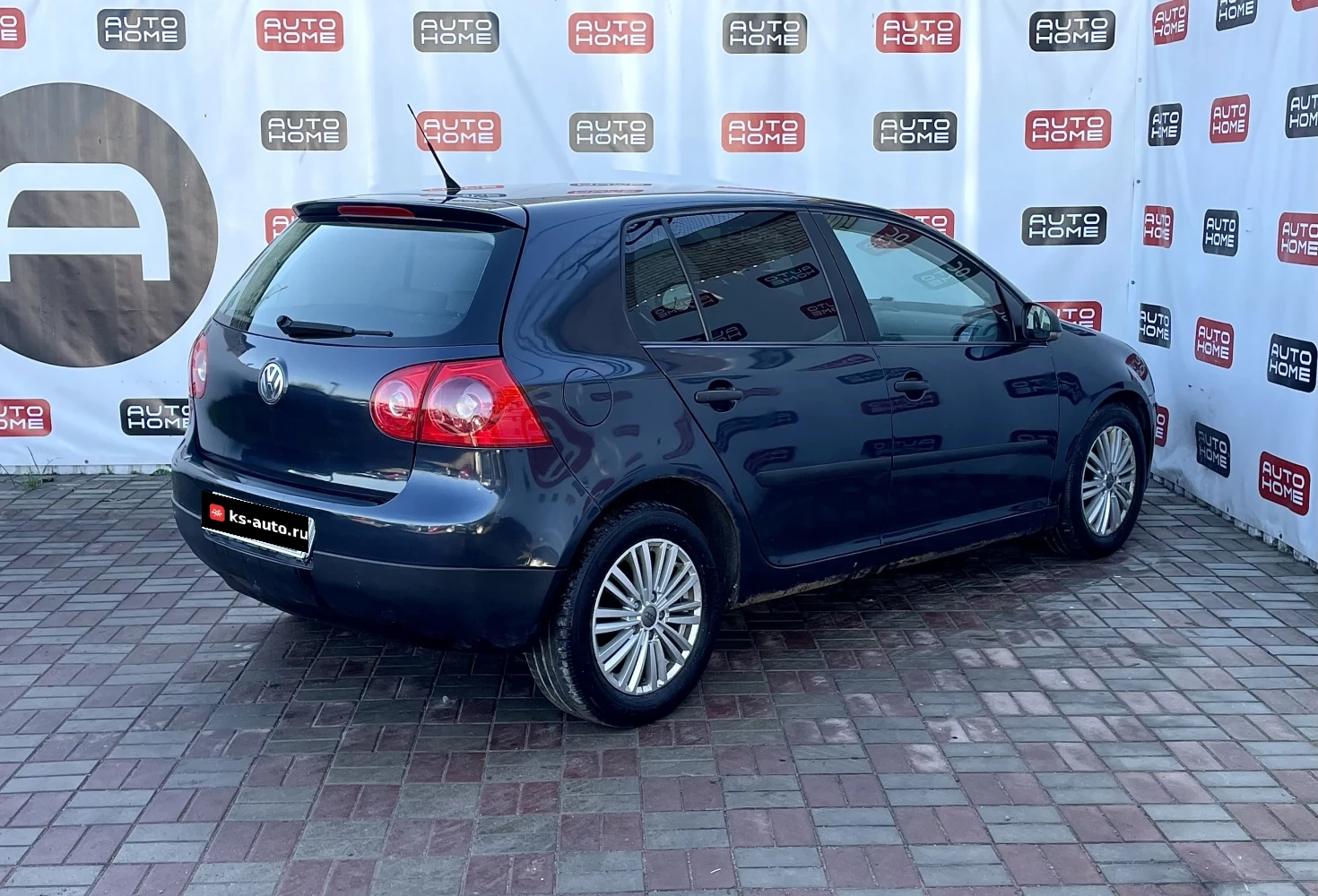 Volkswagen Golf, 2006г, передний привод, механика