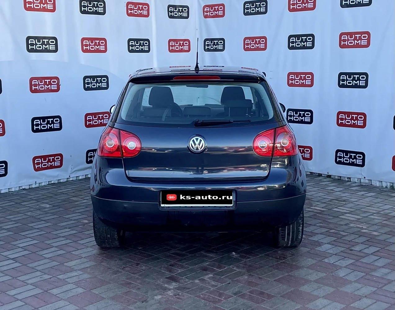 Volkswagen Golf, 2006г, передний привод, механика