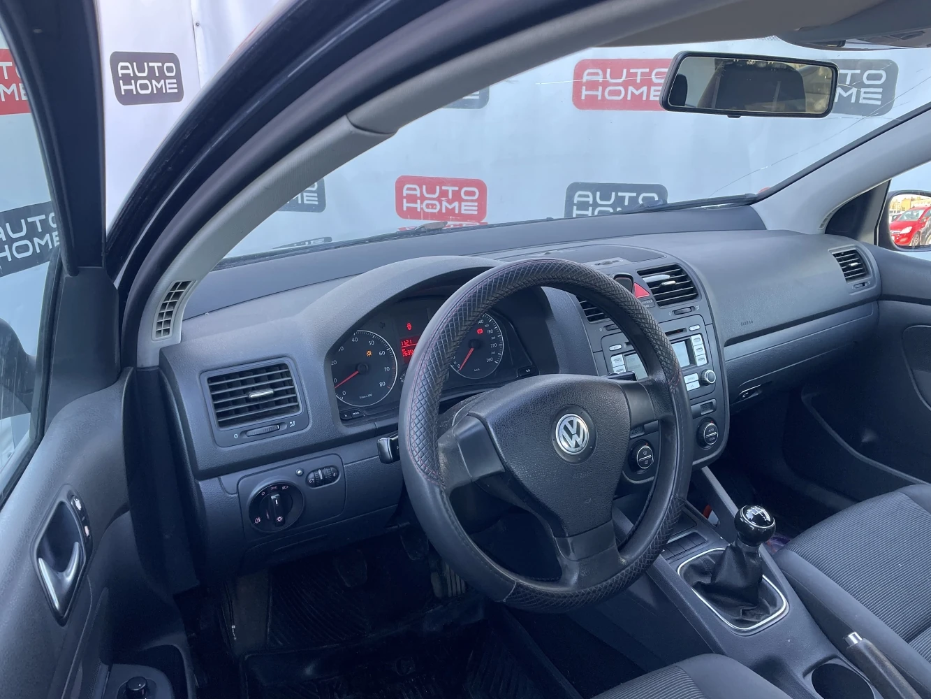 Volkswagen Golf, 2006г, передний привод, механика