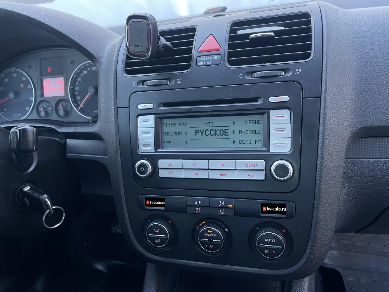 Volkswagen Golf, 2006г, передний привод, механика