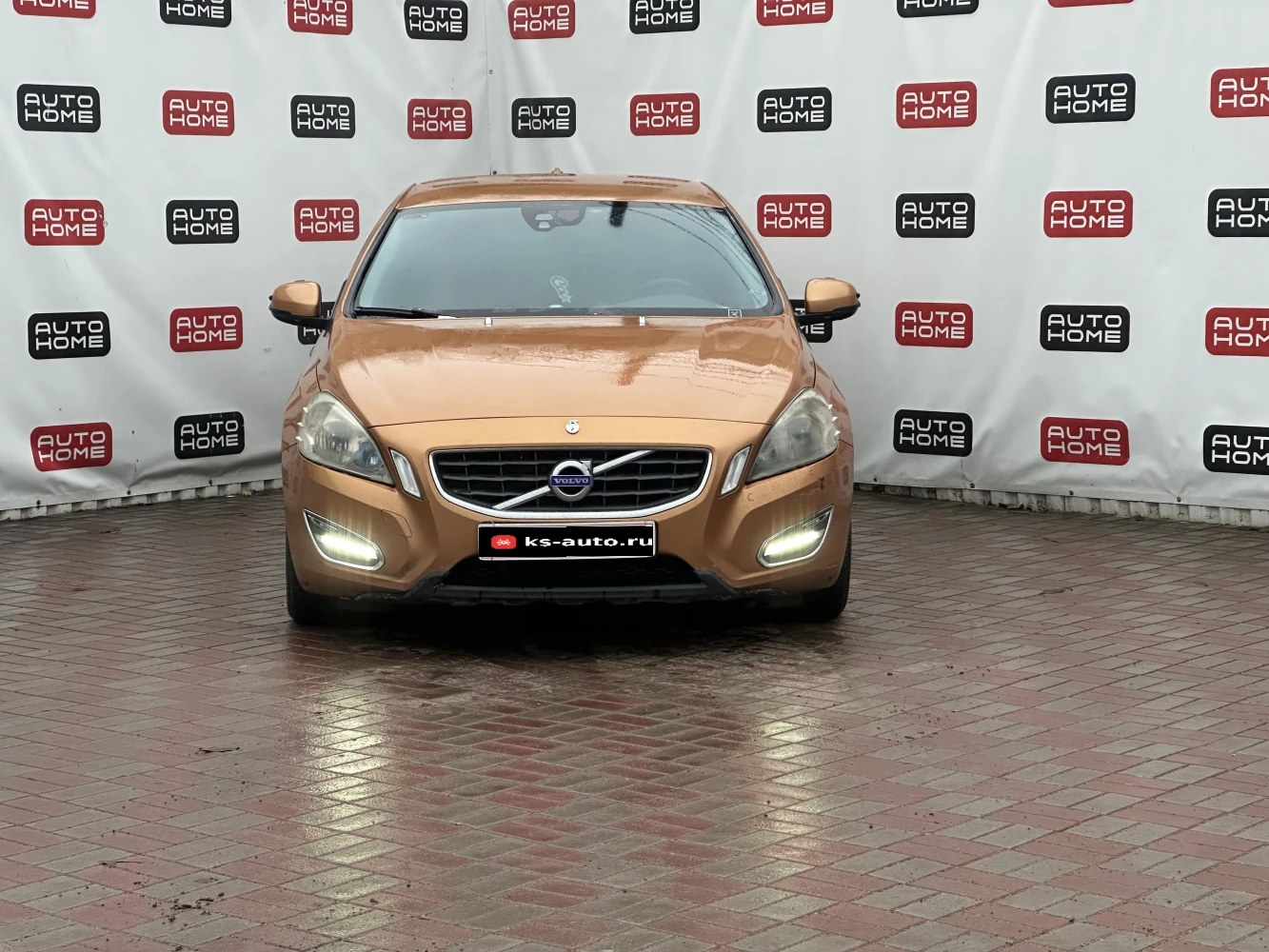 Volvo S60, 2011г, передний привод, автомат