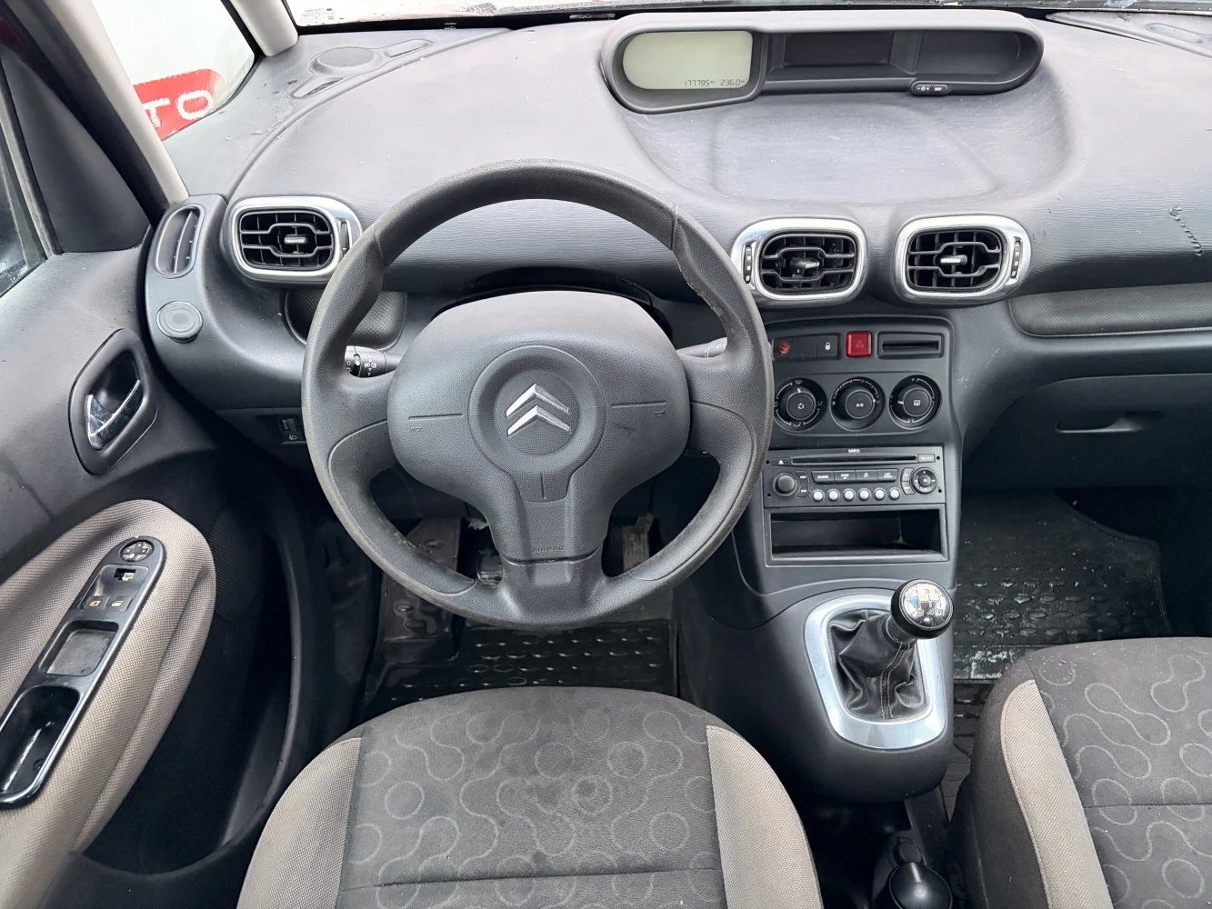 Citroen C3 Picasso, 2009г, передний привод, механика