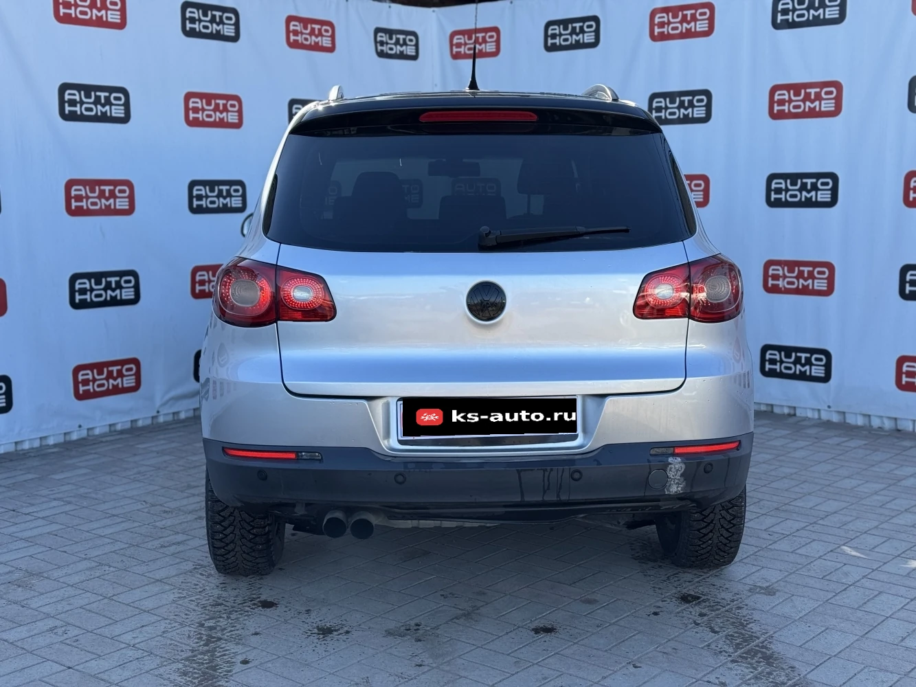 Volkswagen Tiguan, 2009г, передний привод, автомат