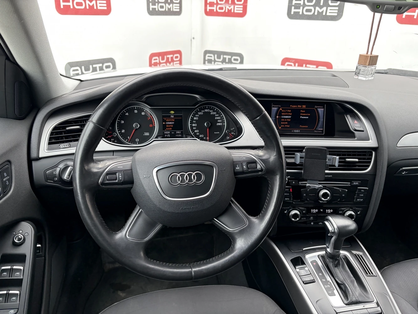 Audi A4, 2012г, передний привод, вариатор