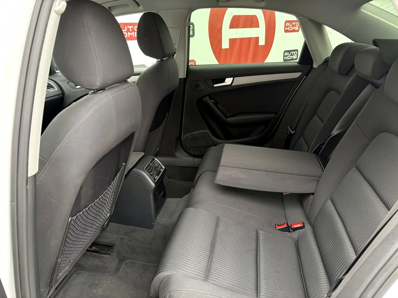 Audi A4, 2012г, передний привод, вариатор