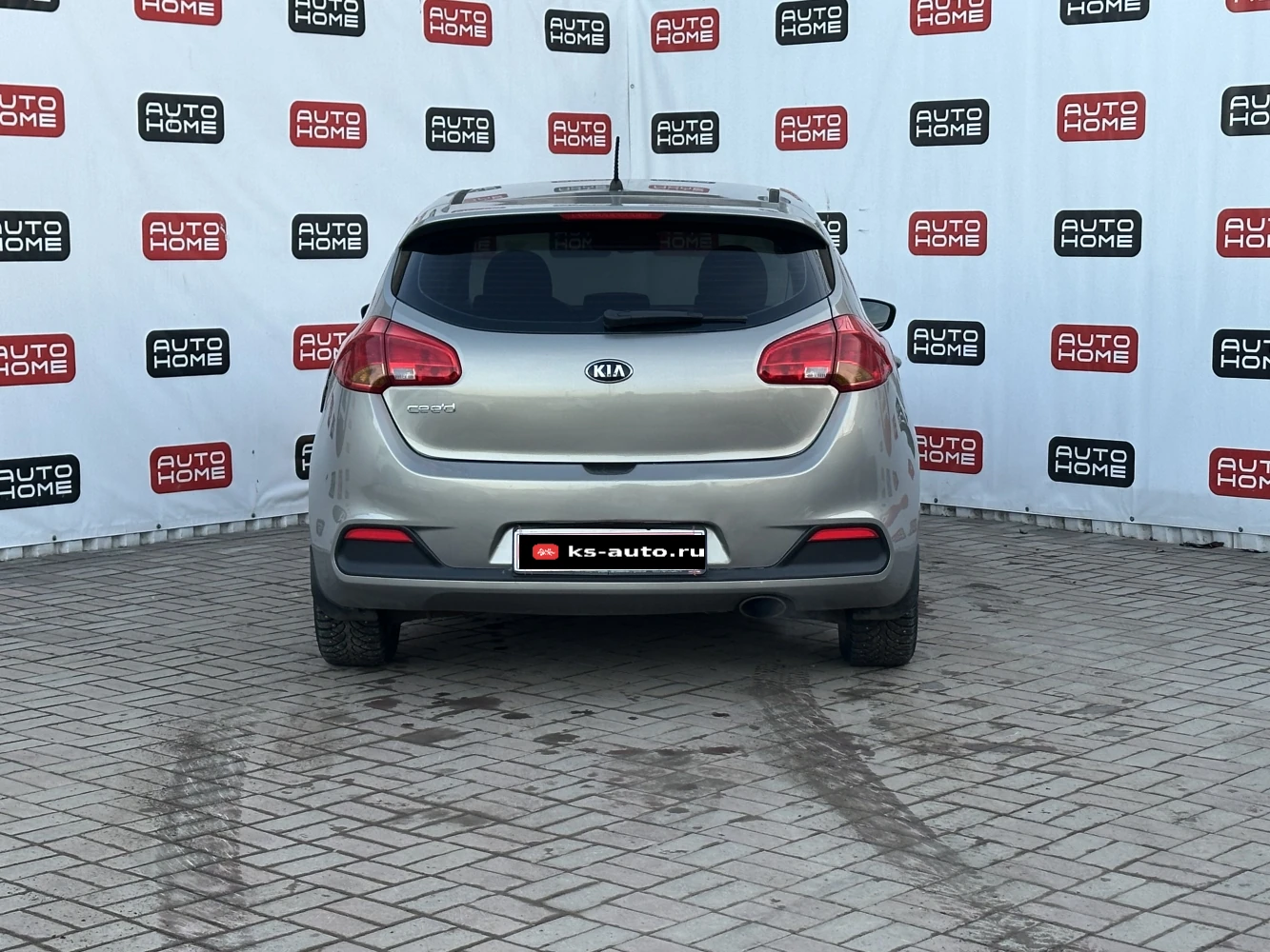 Kia Ceed, 2012г, передний привод, автомат