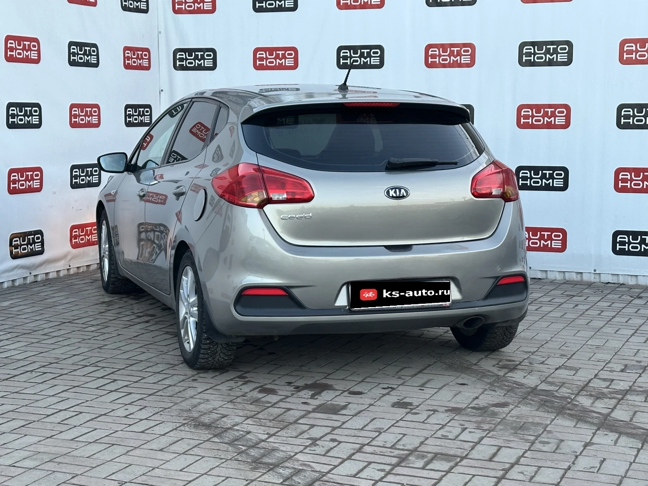 Kia Ceed, 2012г, передний привод, автомат