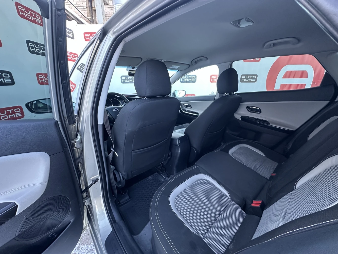 Kia Ceed, 2012г, передний привод, автомат