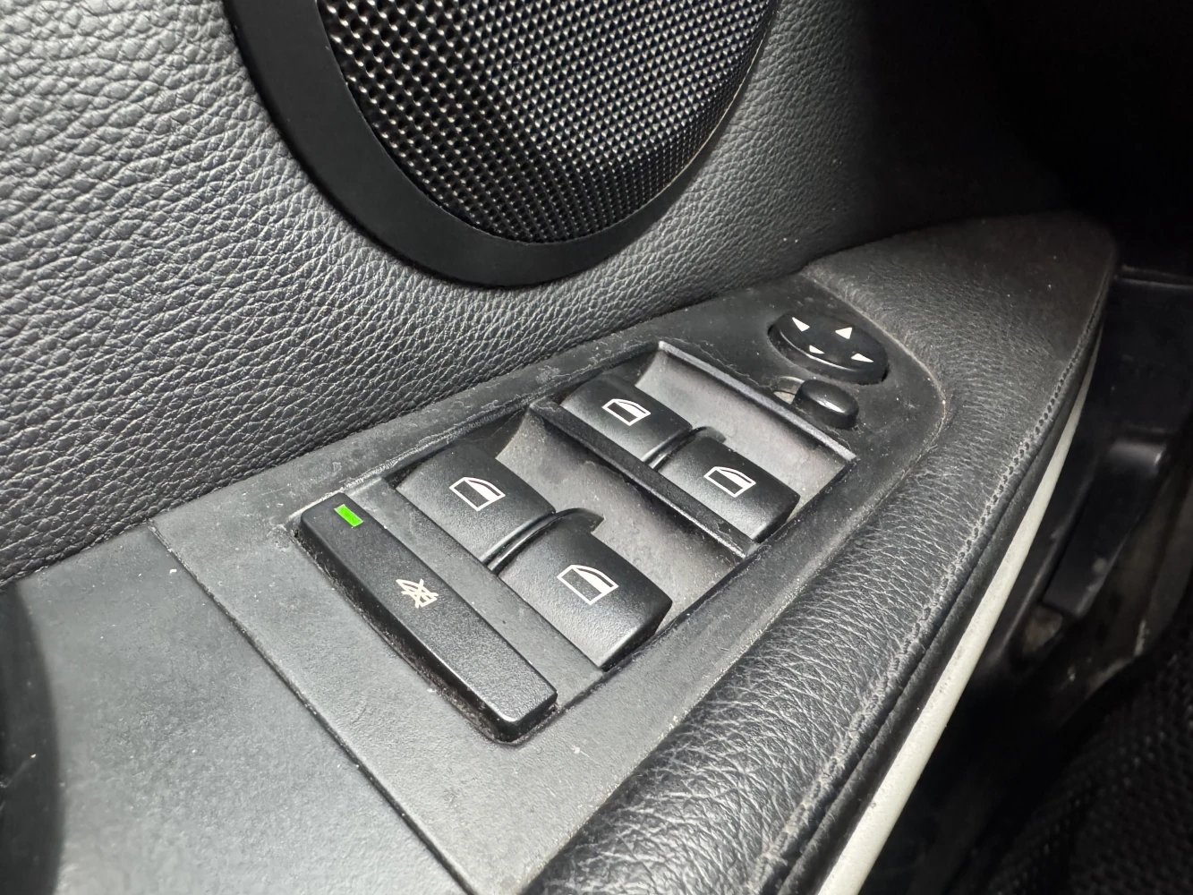 BMW 3 серии, 2009г, передний привод, автомат