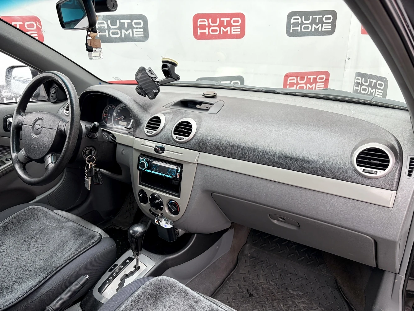 Chevrolet Lacetti, 2012г, передний привод, автомат