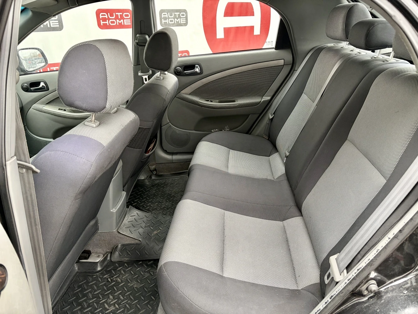 Chevrolet Lacetti, 2012г, передний привод, автомат