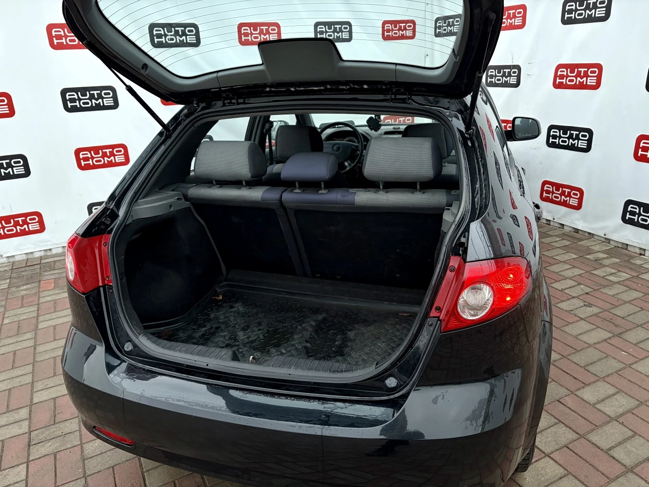 Chevrolet Lacetti, 2012г, передний привод, автомат