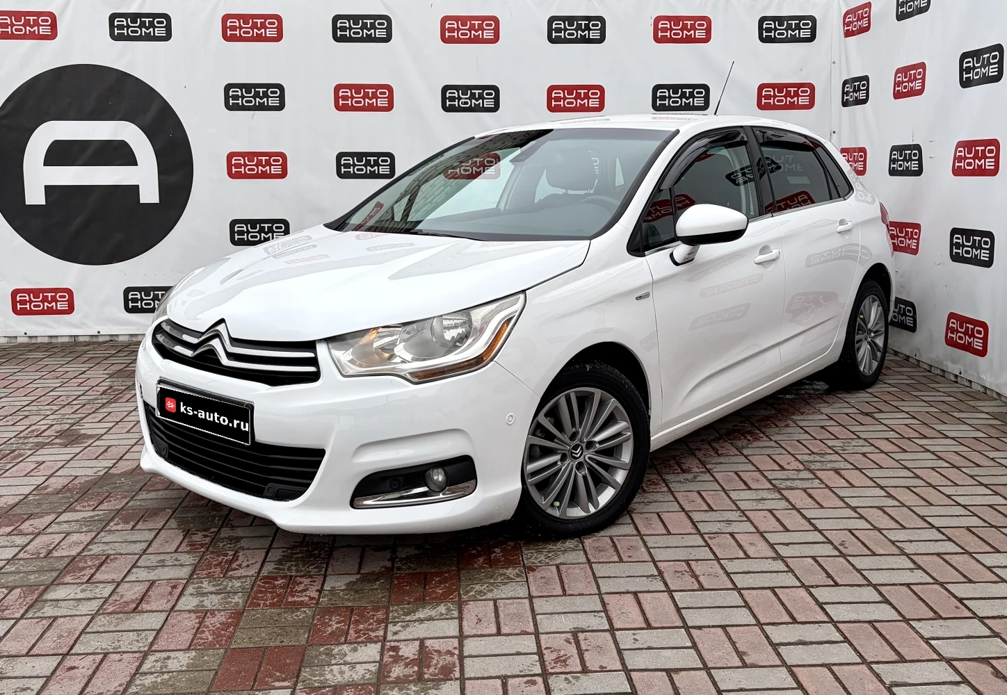 Citroen C4, 2011г, передний привод, автомат