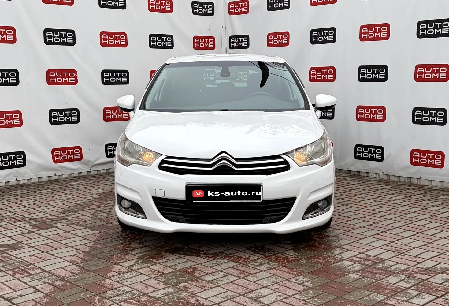 Citroen C4, 2011г, передний привод, автомат
