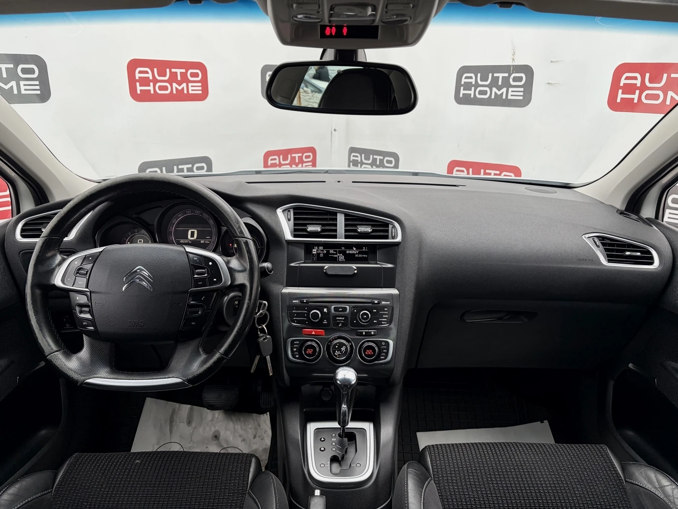 Citroen C4, 2011г, передний привод, автомат