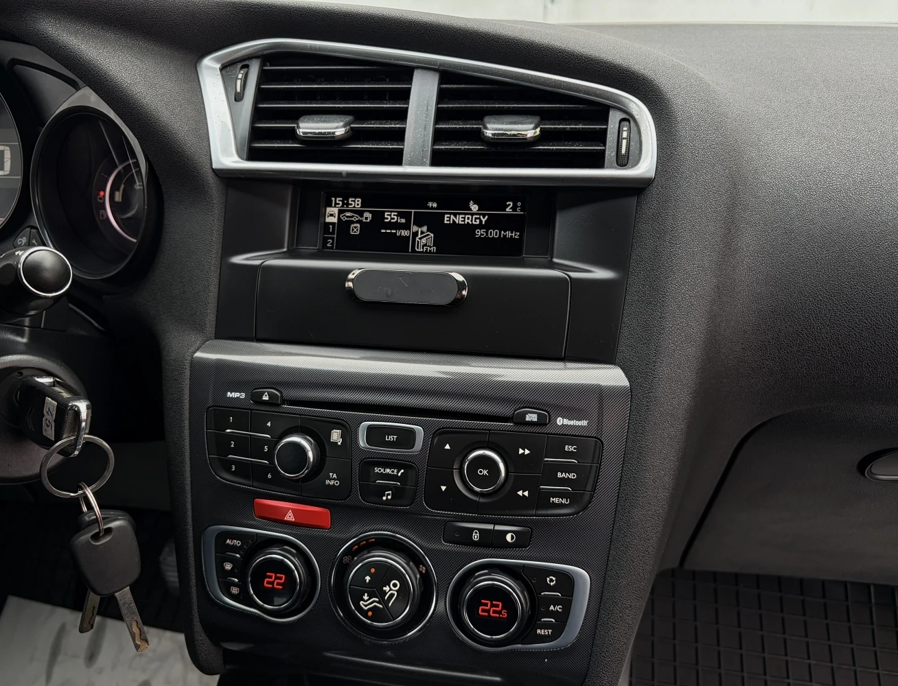 Citroen C4, 2011г, передний привод, автомат