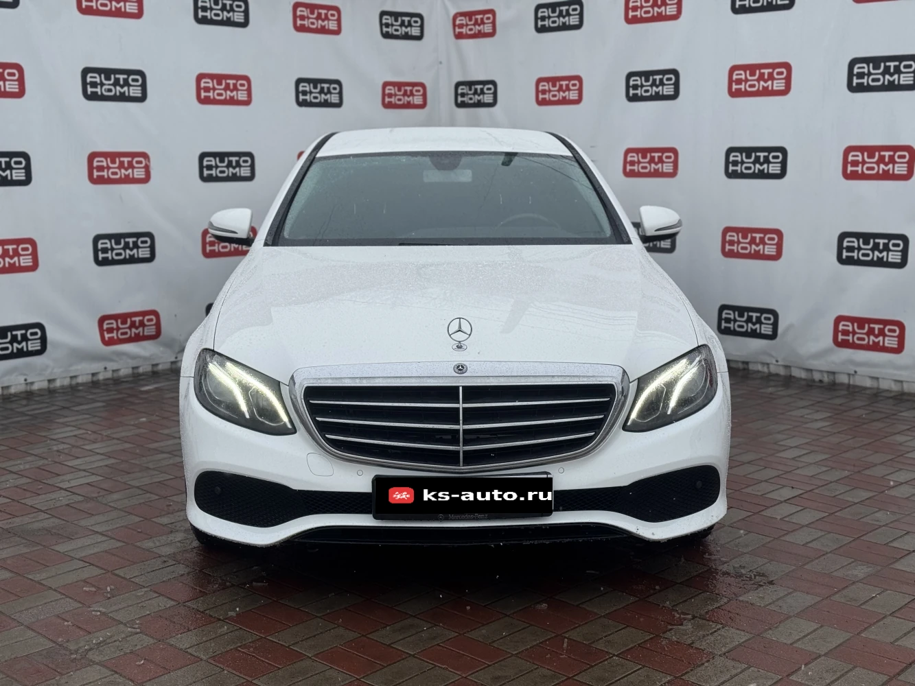Mercedes-Benz E-Класс, 2020г, передний привод, автомат
