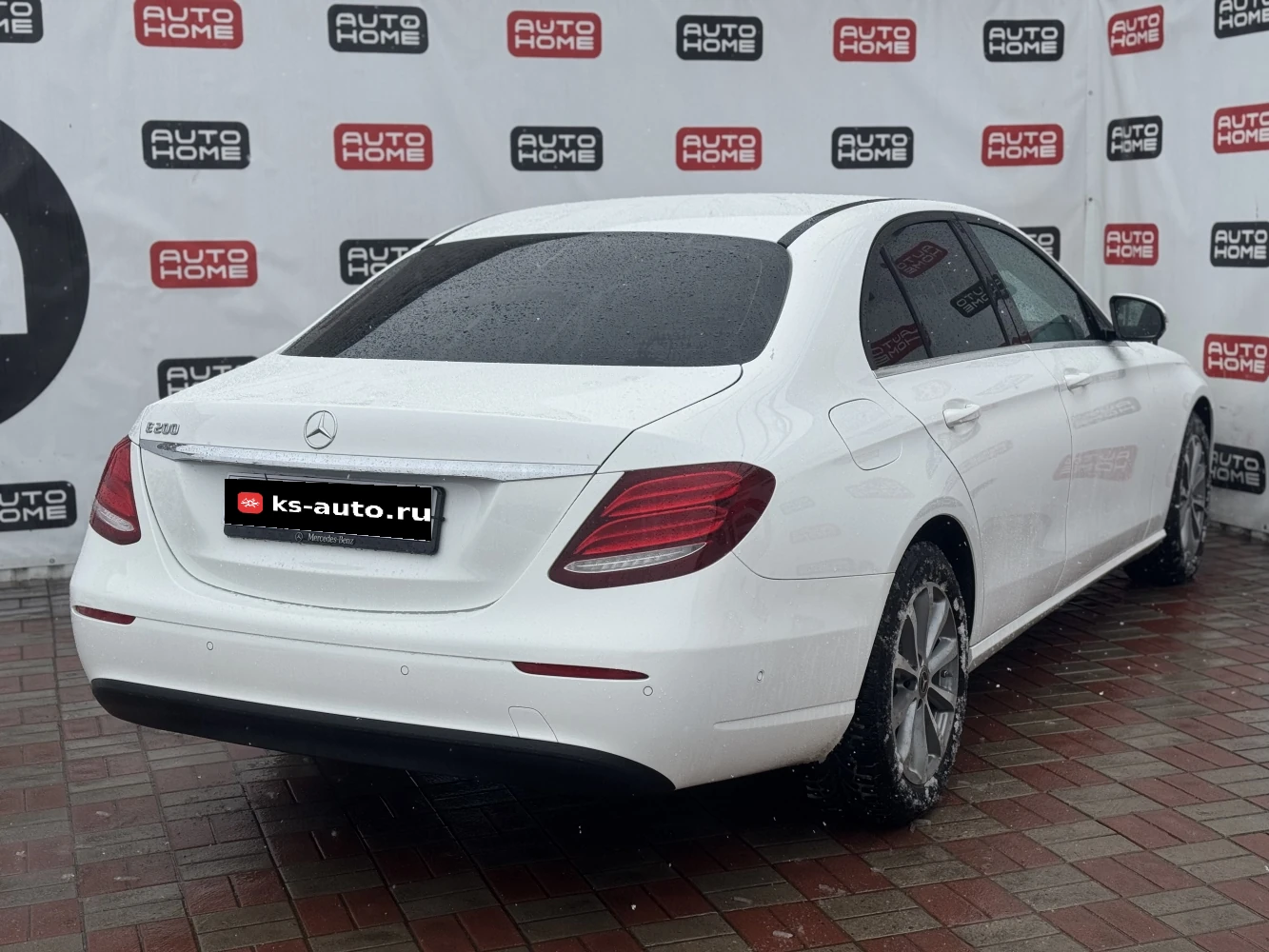 Mercedes-Benz E-Класс, 2020г, передний привод, автомат