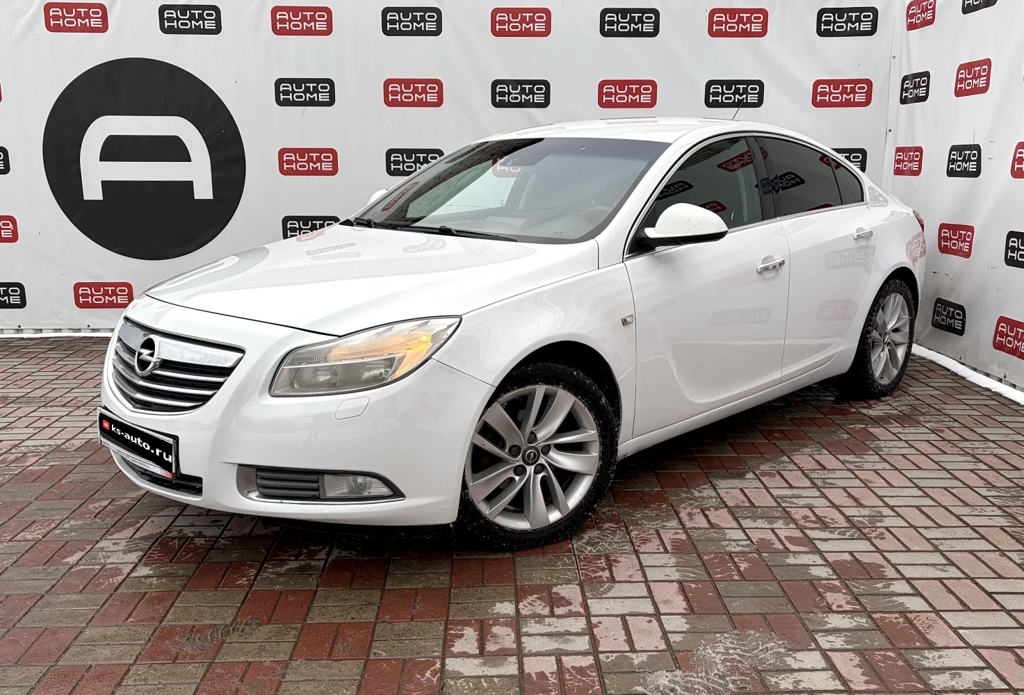 Opel Insignia, 2013г, передний привод, механика