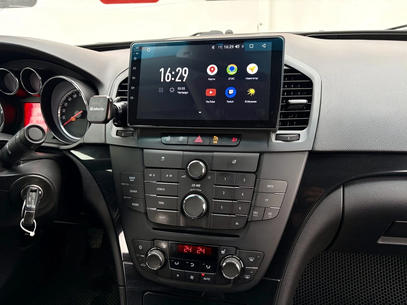 Opel Insignia, 2013г, передний привод, механика