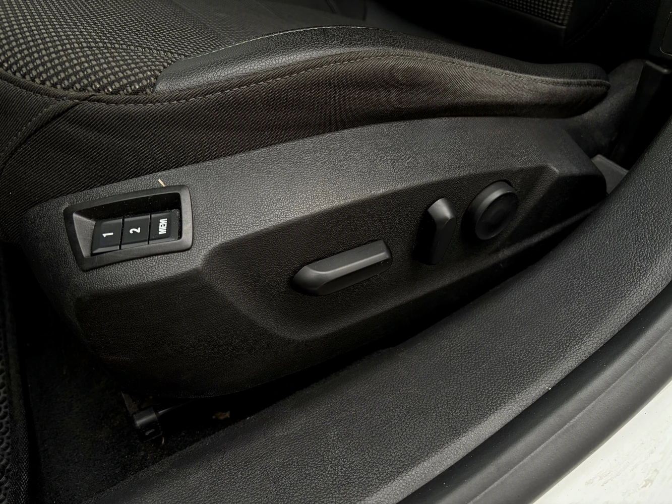 Opel Insignia, 2013г, передний привод, механика