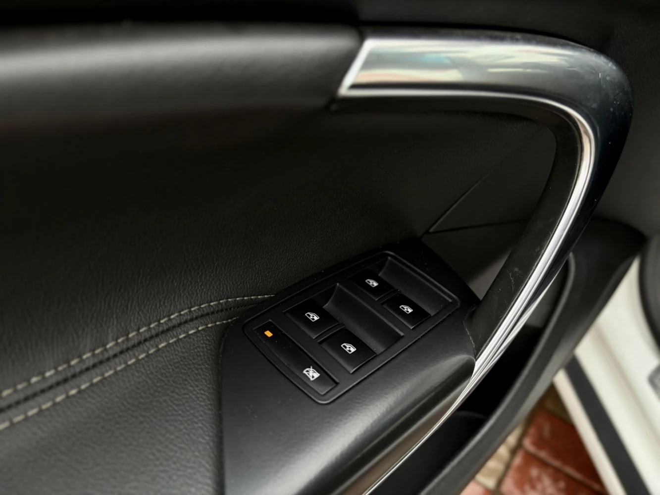 Opel Insignia, 2013г, передний привод, механика