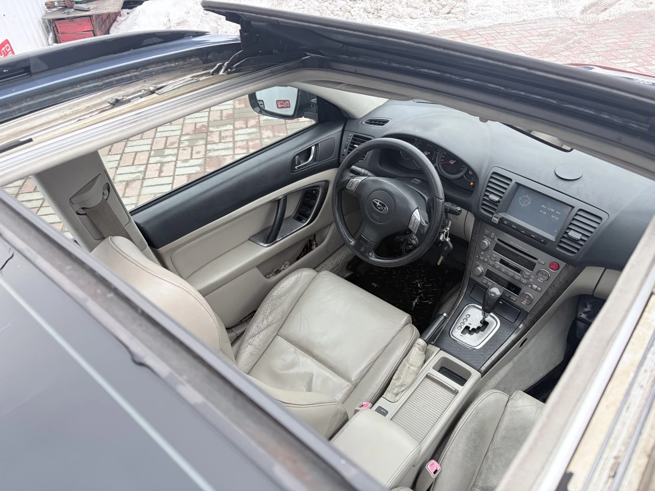 Subaru Outback, 2004г, передний привод, автомат