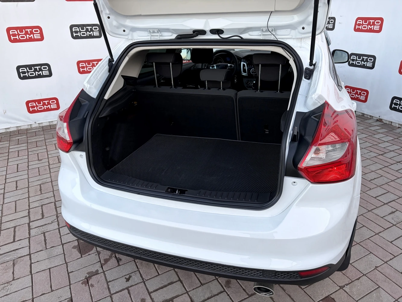 Ford Focus, 2011г, передний привод, робот