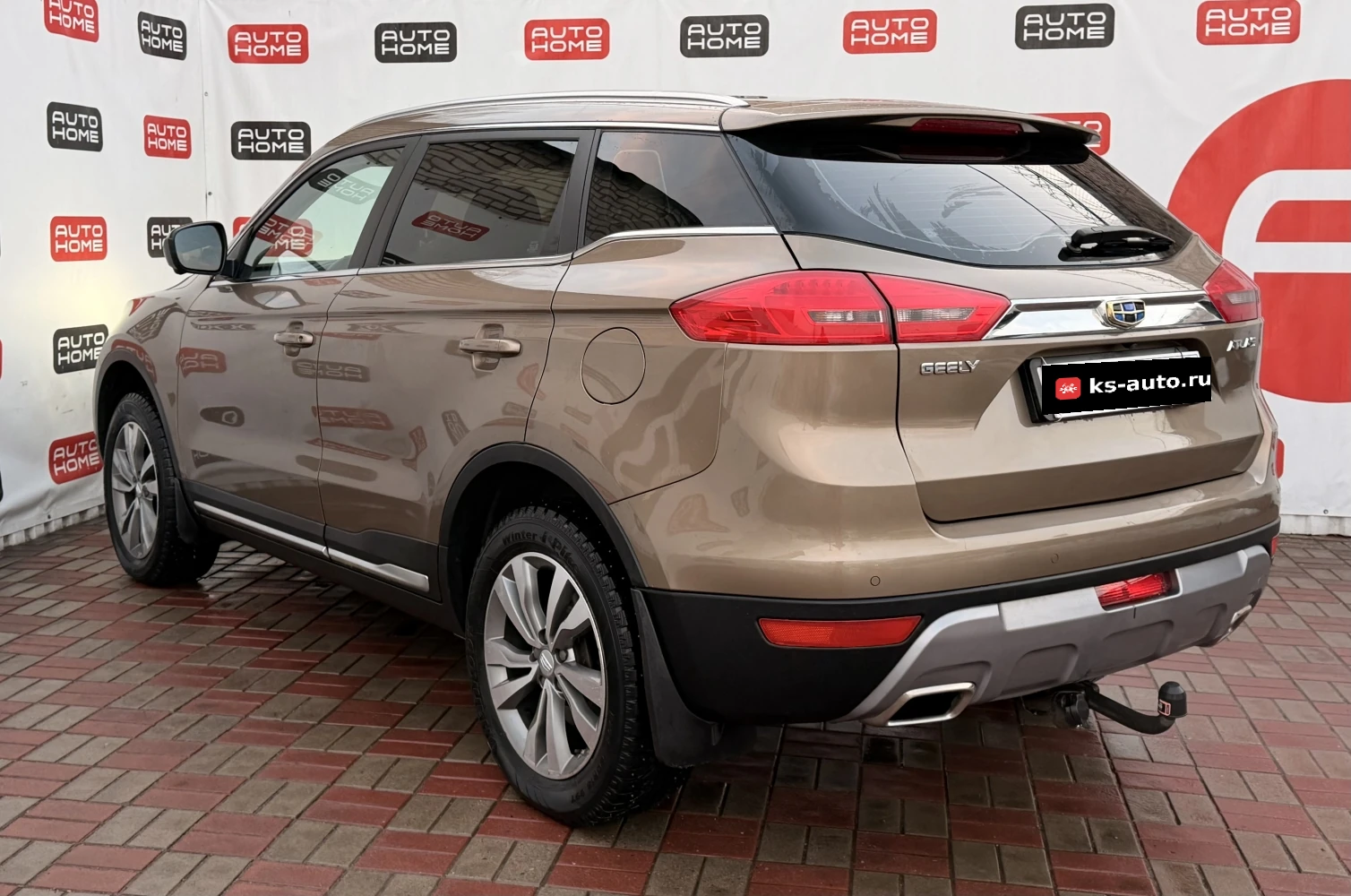 Geely Atlas, 2021г, передний привод, автомат