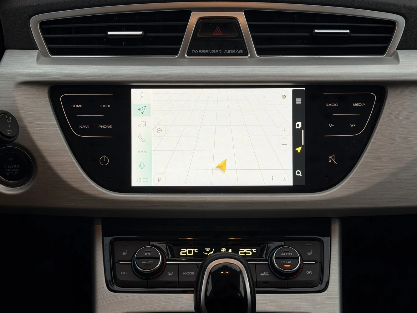 Geely Atlas, 2021г, передний привод, автомат