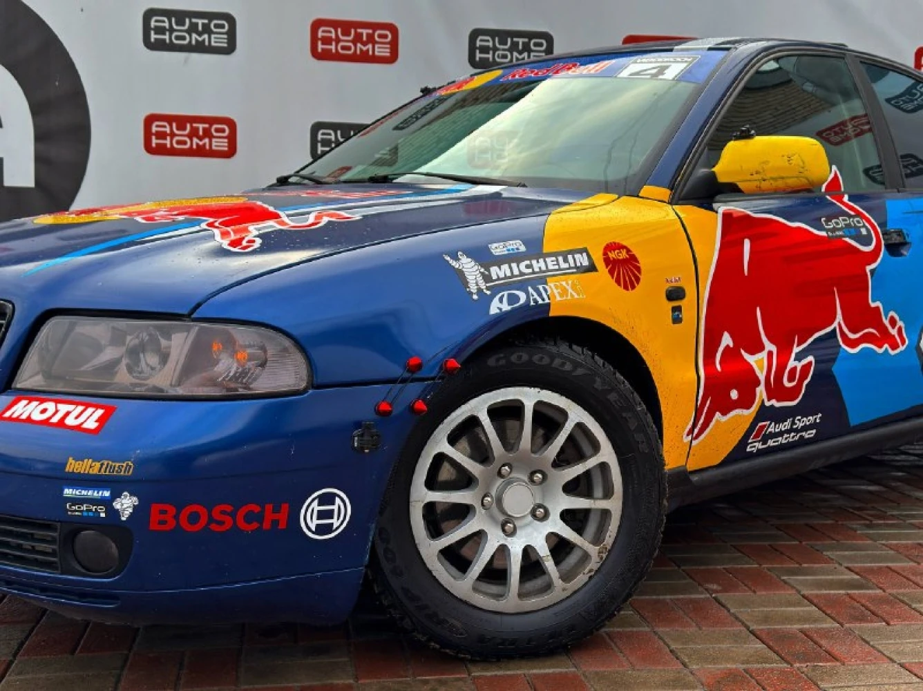 Audi A4, 2001г, передний привод, механика