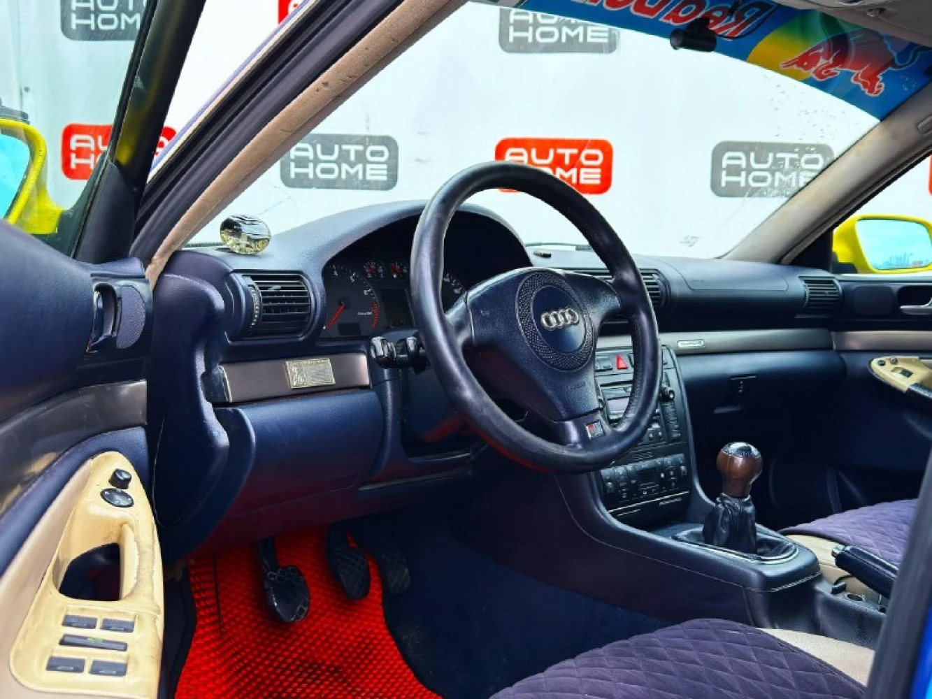 Audi A4, 2001г, передний привод, механика