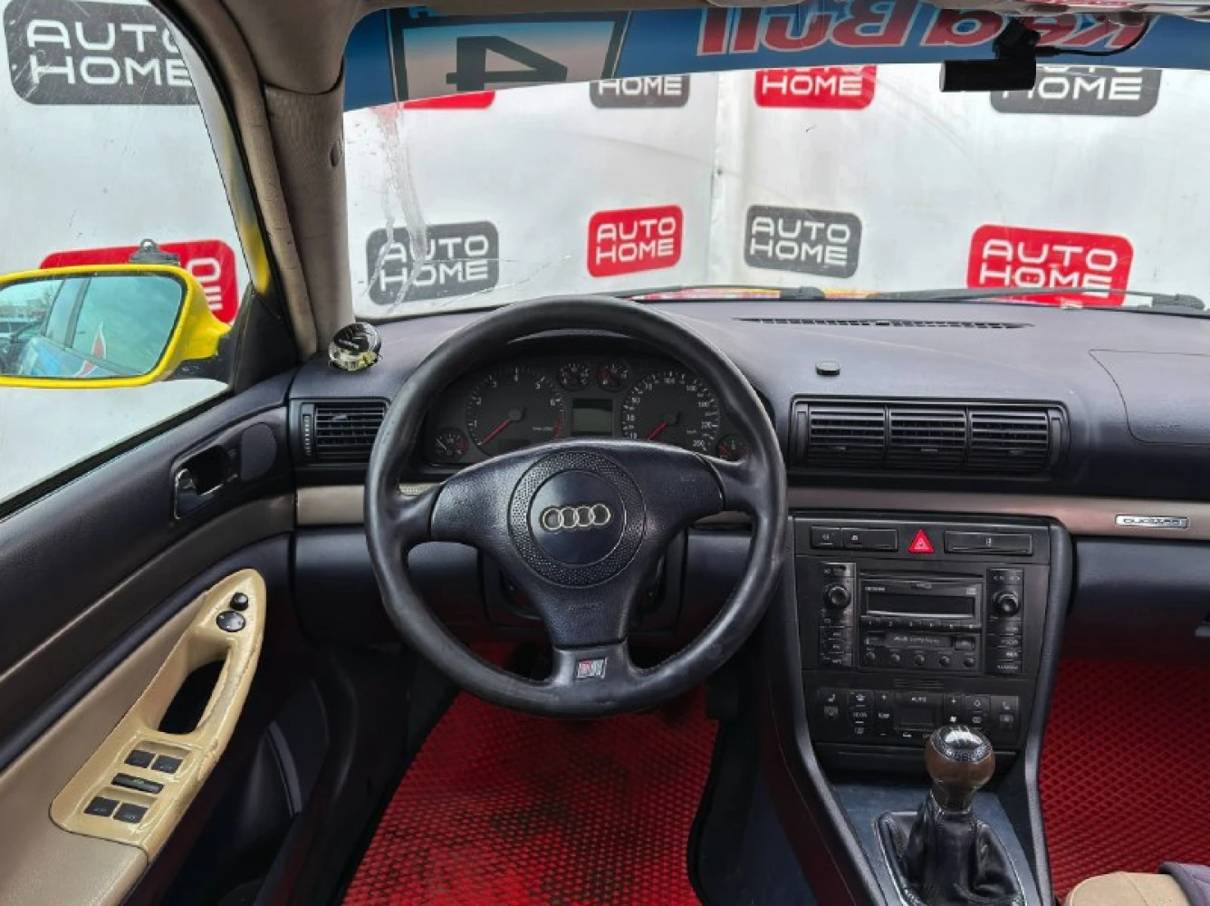 Audi A4, 2001г, передний привод, механика