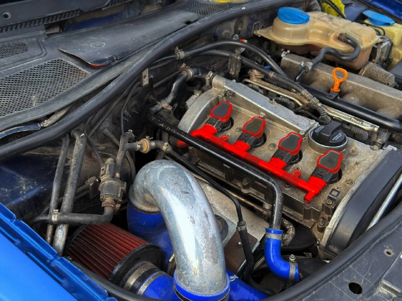 Audi A4, 2001г, передний привод, механика