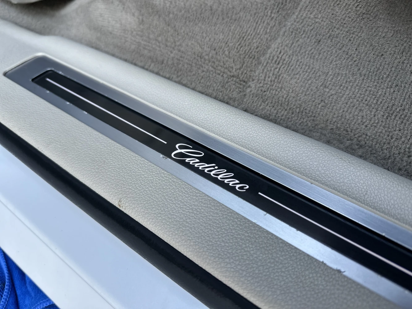 Cadillac Escalade, 2016г, передний привод, автомат