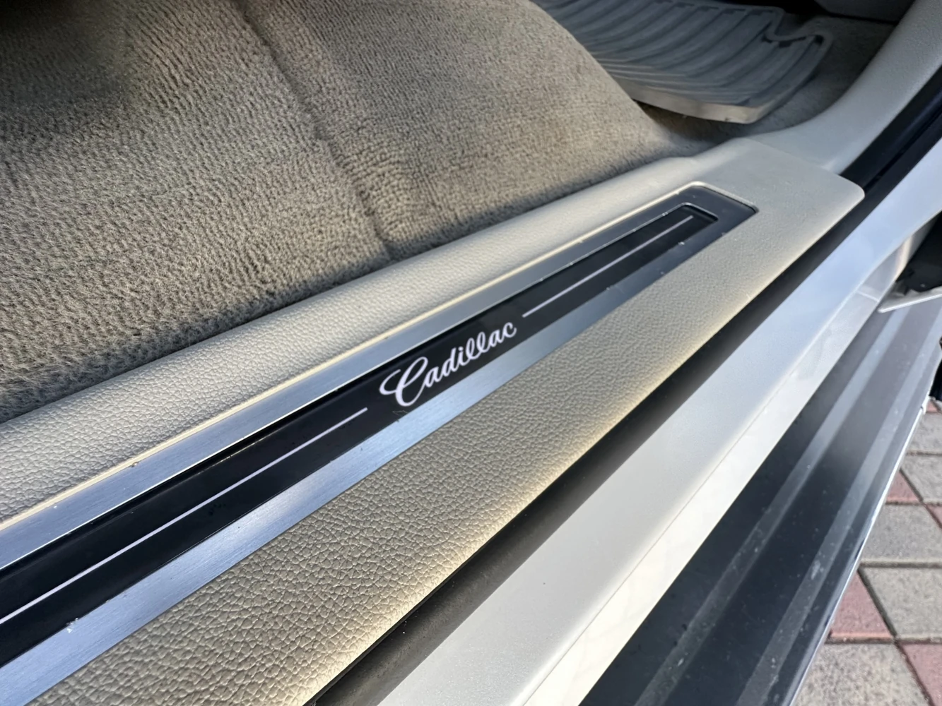 Cadillac Escalade, 2016г, передний привод, автомат