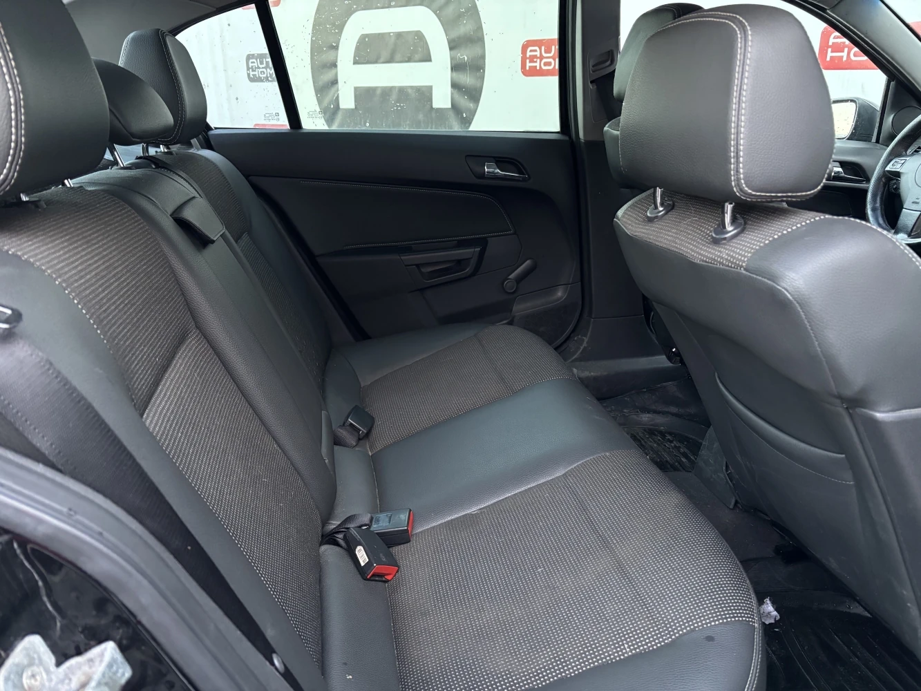 Opel Astra, 2007г, передний привод, механика